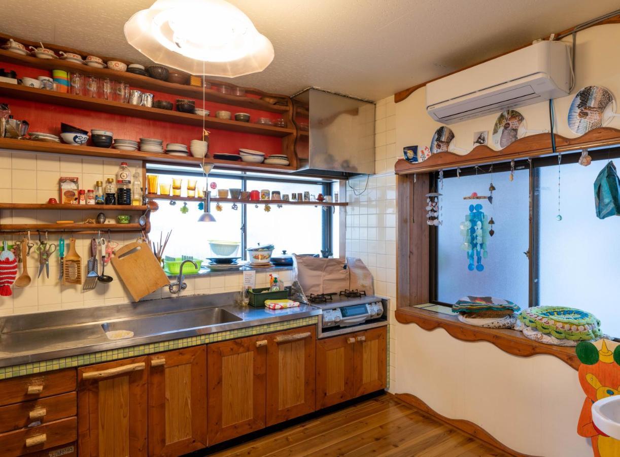 Katsuo Guest House Kōchi الغرفة الصورة